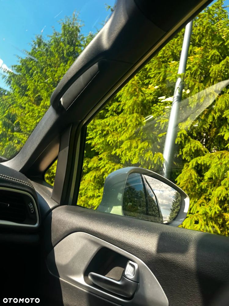 Chrysler Pacifica - 18