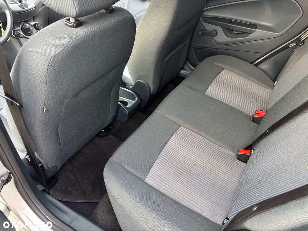 Ford Fiesta 1.25 Champions Edition - 20