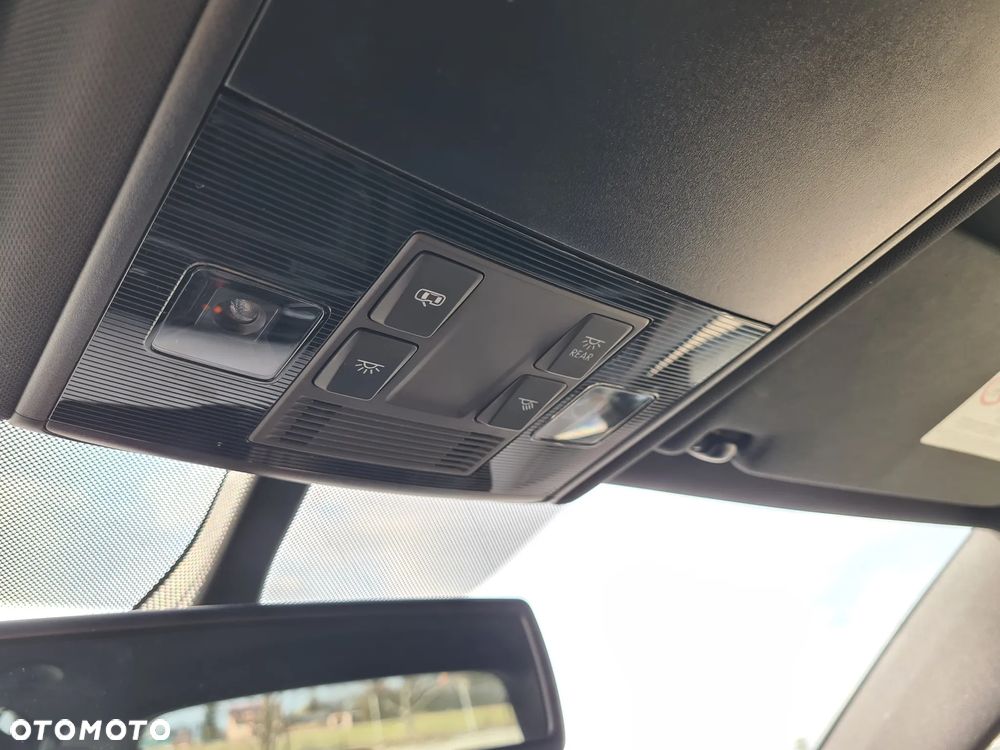 Volkswagen Golf GTD 2.0 TDI SCR DSG - 24