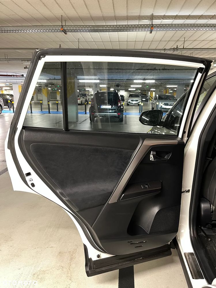 Toyota RAV4 Hybrid Prestige 4x2 - 10