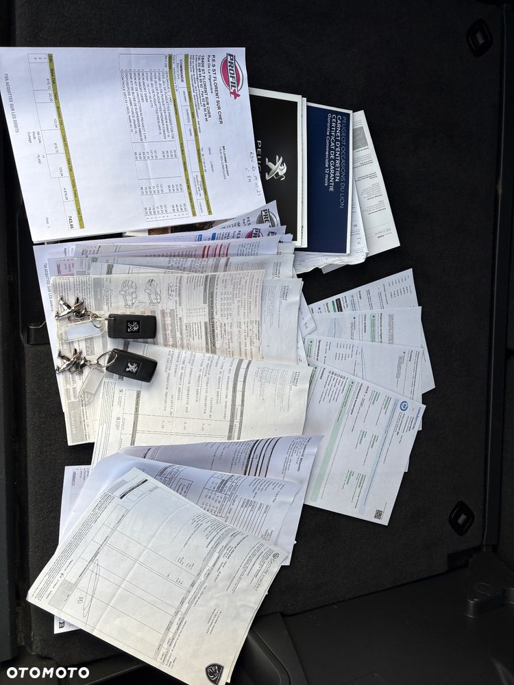 Peugeot 3008 2.0 HDi Premium+ - 29