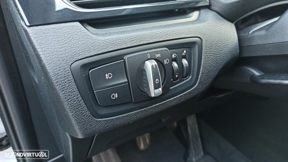 BMW X1 16 d sDrive Advantage - 40