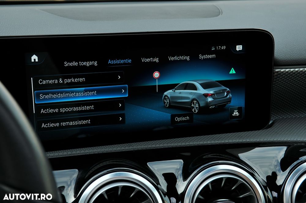 Mercedes-Benz A 180 7G-DCT Edition 2021 - 13