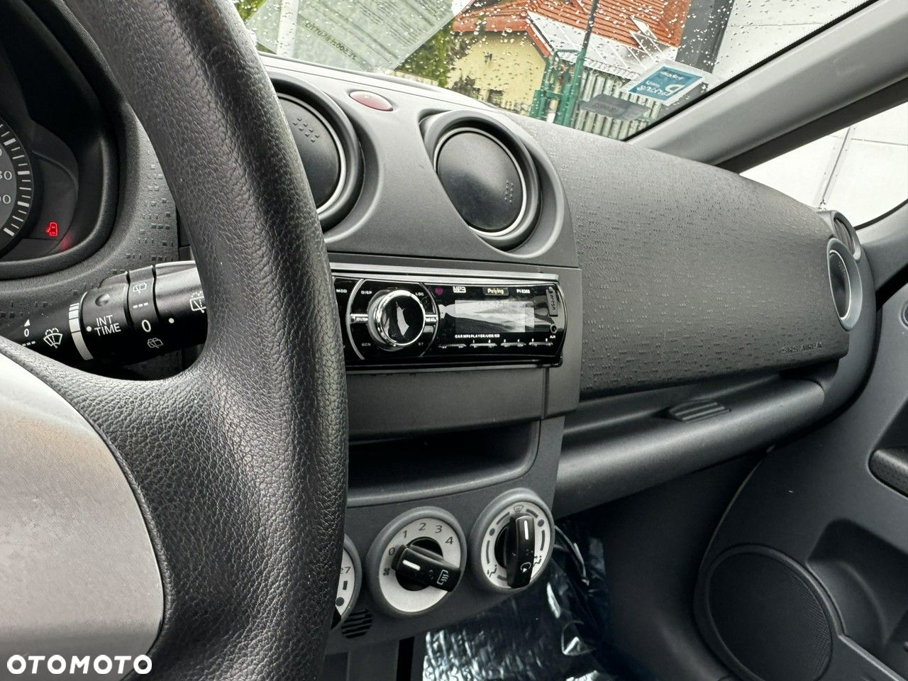Mitsubishi Colt 1.3 Intense - 12