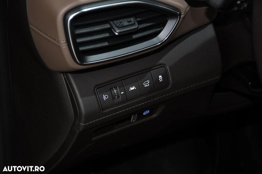 Hyundai Santa Fe - 38