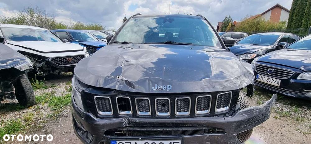 Jeep Compass - 15