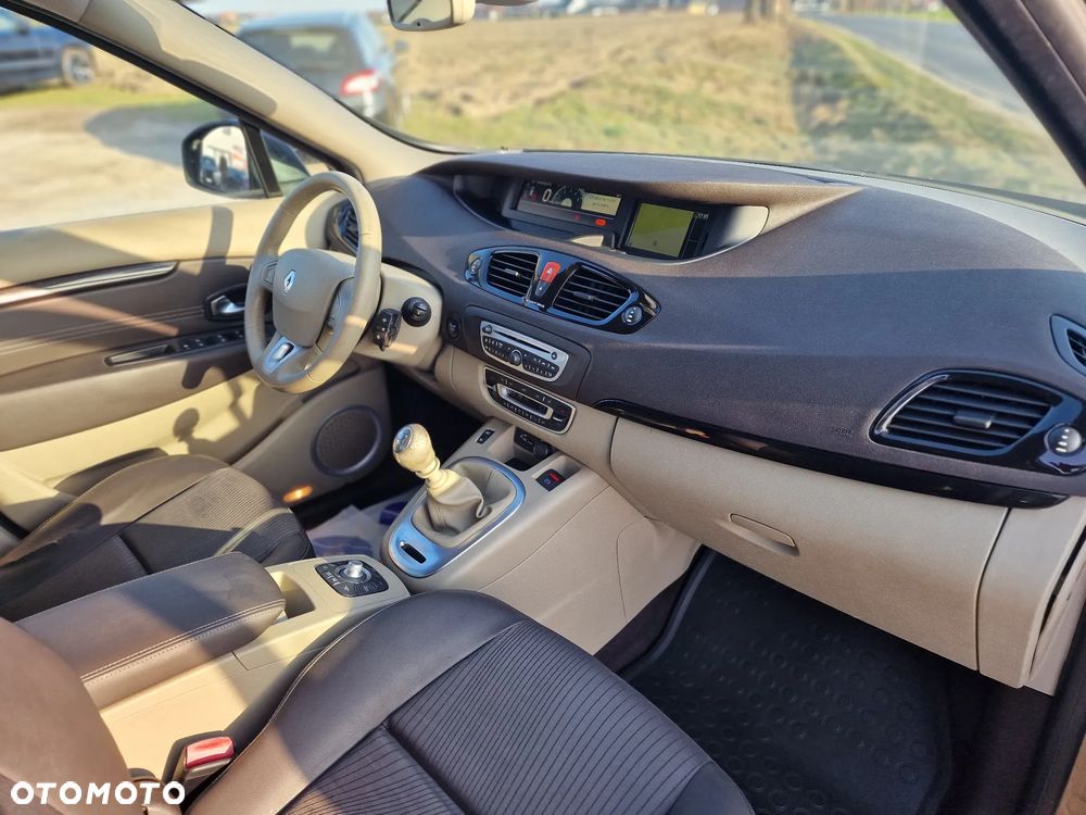 Renault Scenic 1.9 dCi Confort Privilege - 27