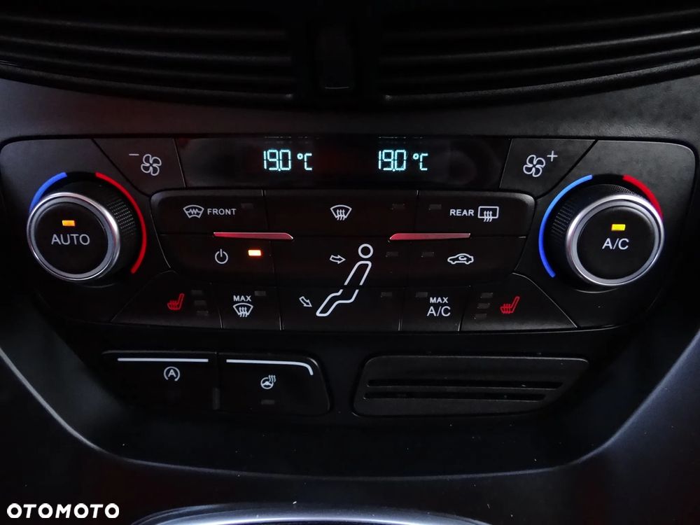 Ford Grand C-MAX 1.5 EcoBoost Start-Stopp-System Titanium - 36