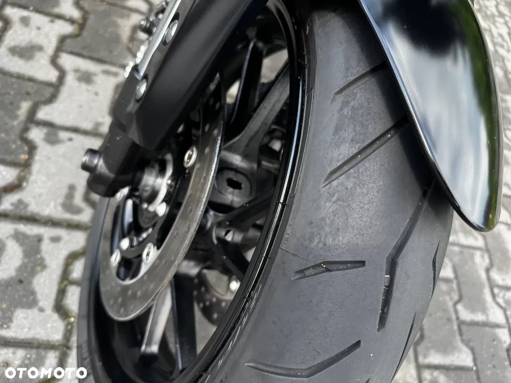 Yamaha MT - 14