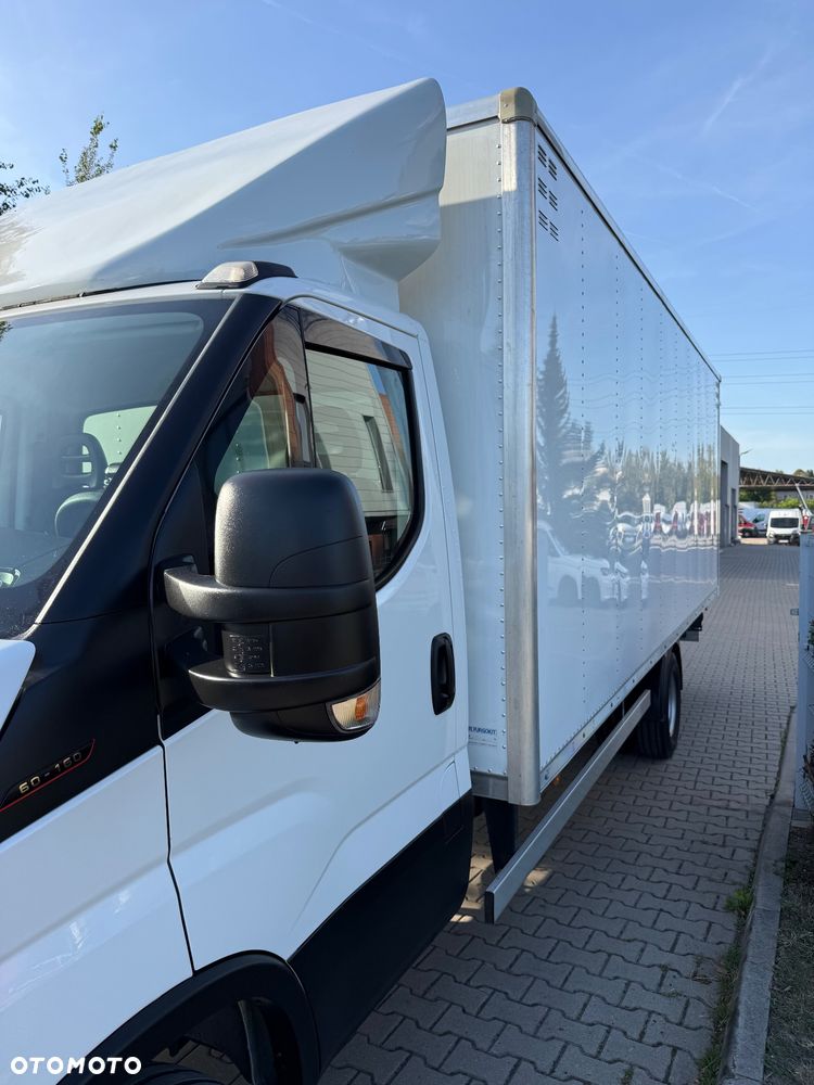 Iveco DAILY 60C16 KONTENER 5,9M + WINDA DHOLLANDIA 24.000 KM PO SERWISIE - 13