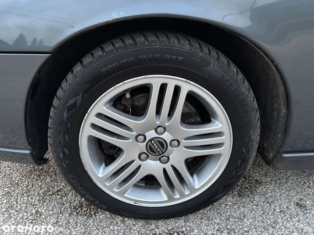 Volvo S60 2.4D Momentum - 30