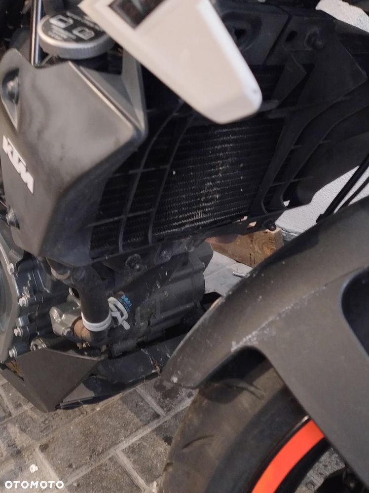 KTM Duke - 22