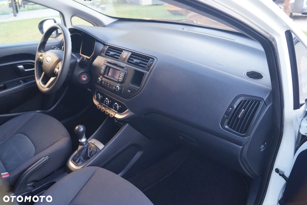 Kia Rio 1.2 Edition 7 - 23