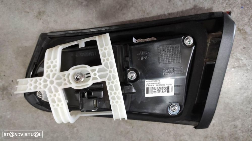 farolim traseiro esquerdo Mercedes GLC w253 - 6