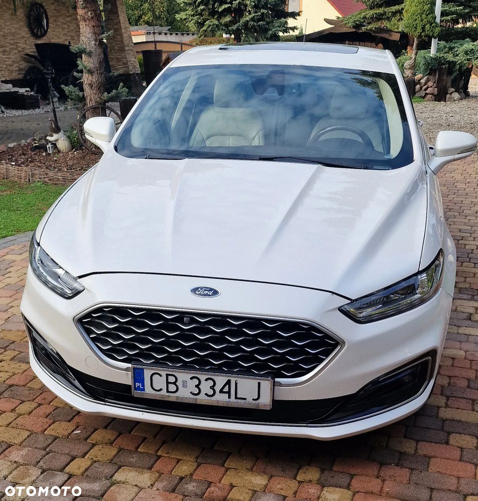 Ford Fusion 2.0 EcoBoost Titanium - 4