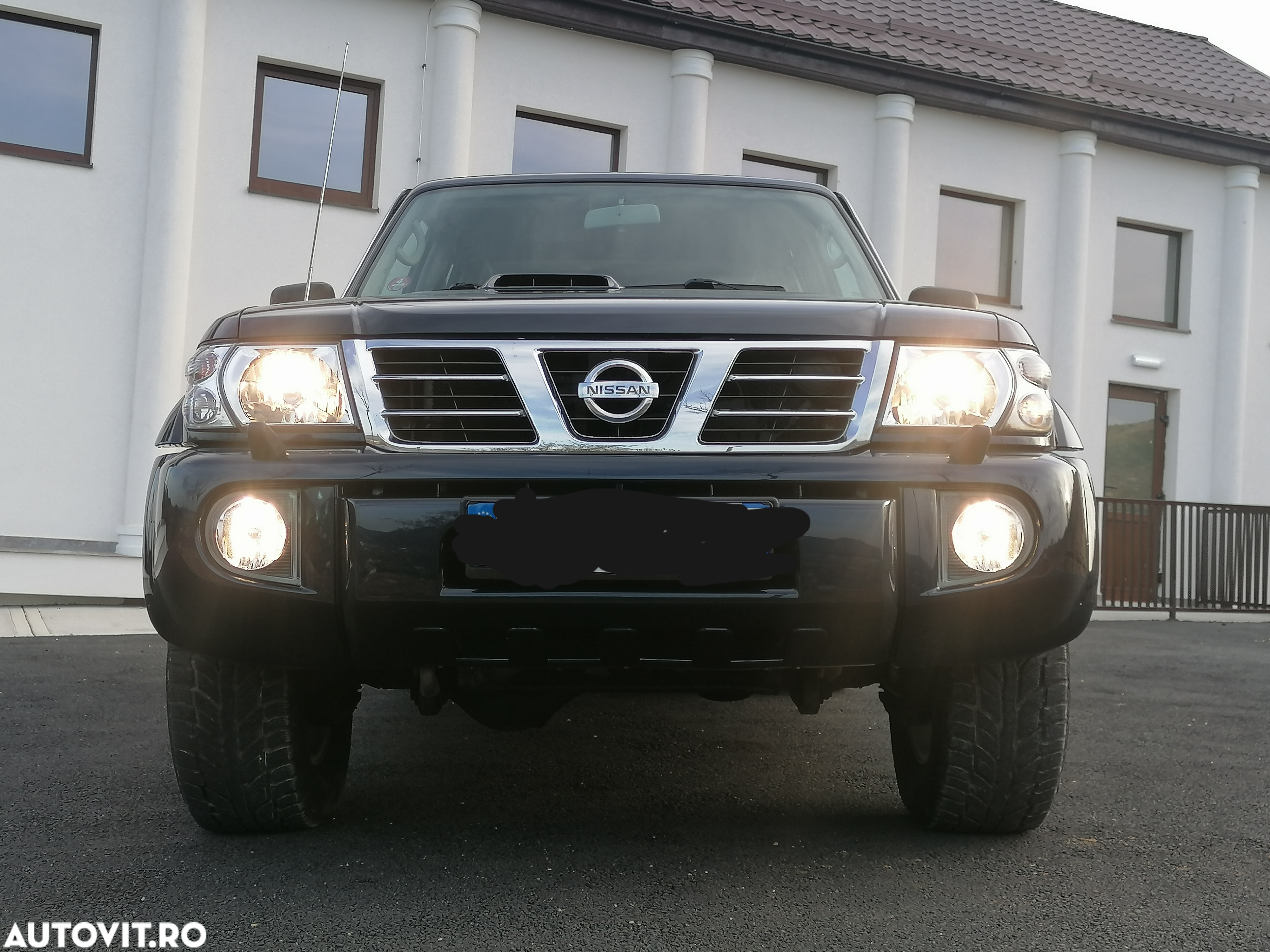 Nissan Patrol - 17