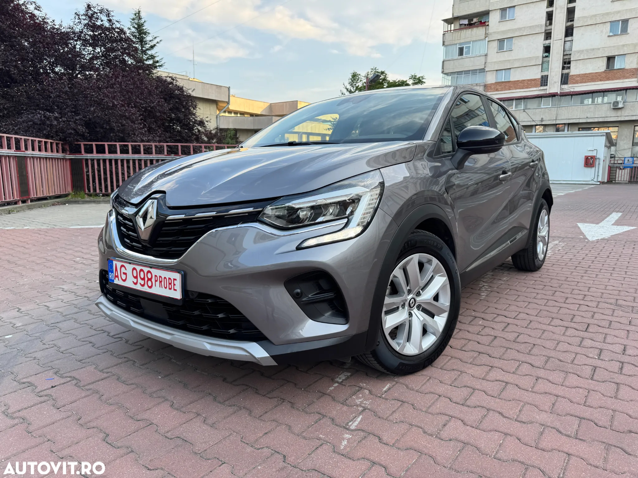 Renault Captur BLUE dCi 115 EDC BUSINESS EDITION - 33
