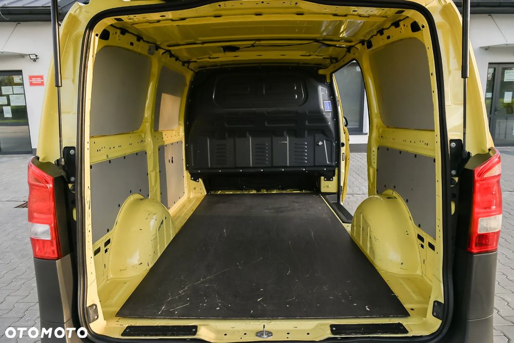 Mercedes-Benz Vito - 18