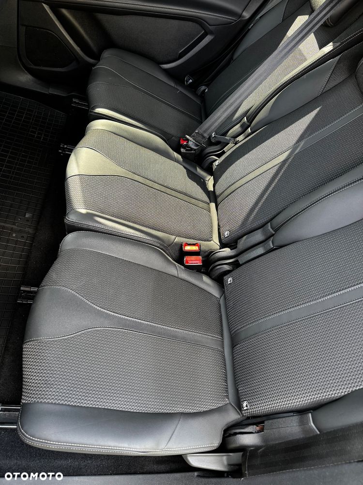 Peugeot 5008 PureTech 130 EAT8 Stop & Start GT - 13