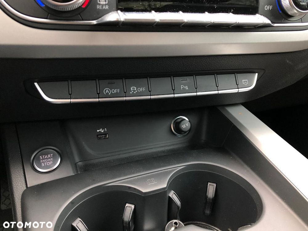 Audi A4 Limousine - 21