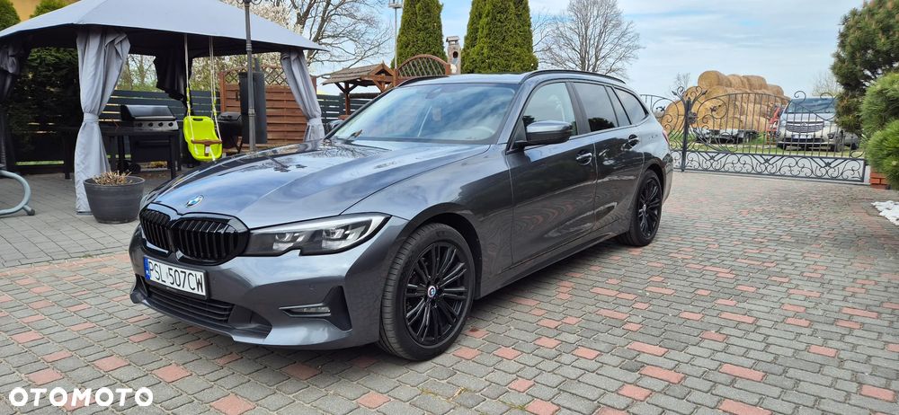 BMW Seria 3 320d xDrive Edition M Sport Shadow - 1