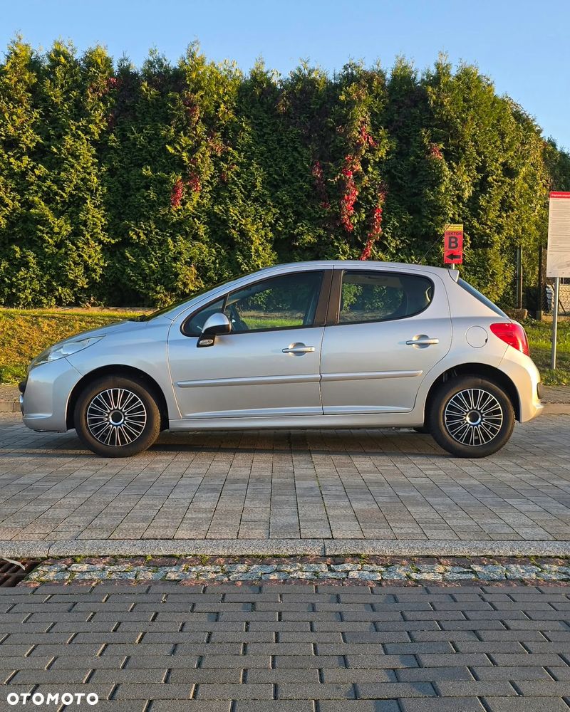 Peugeot 207 - 4