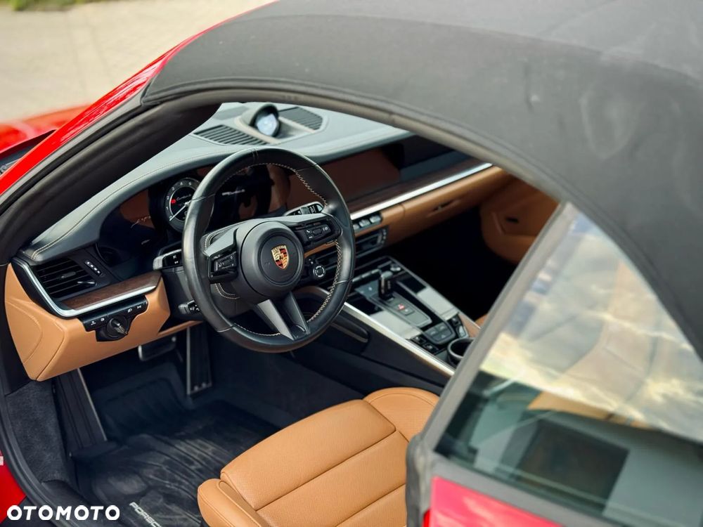 Porsche 911 Carrera Turbo S Cabrio - 12