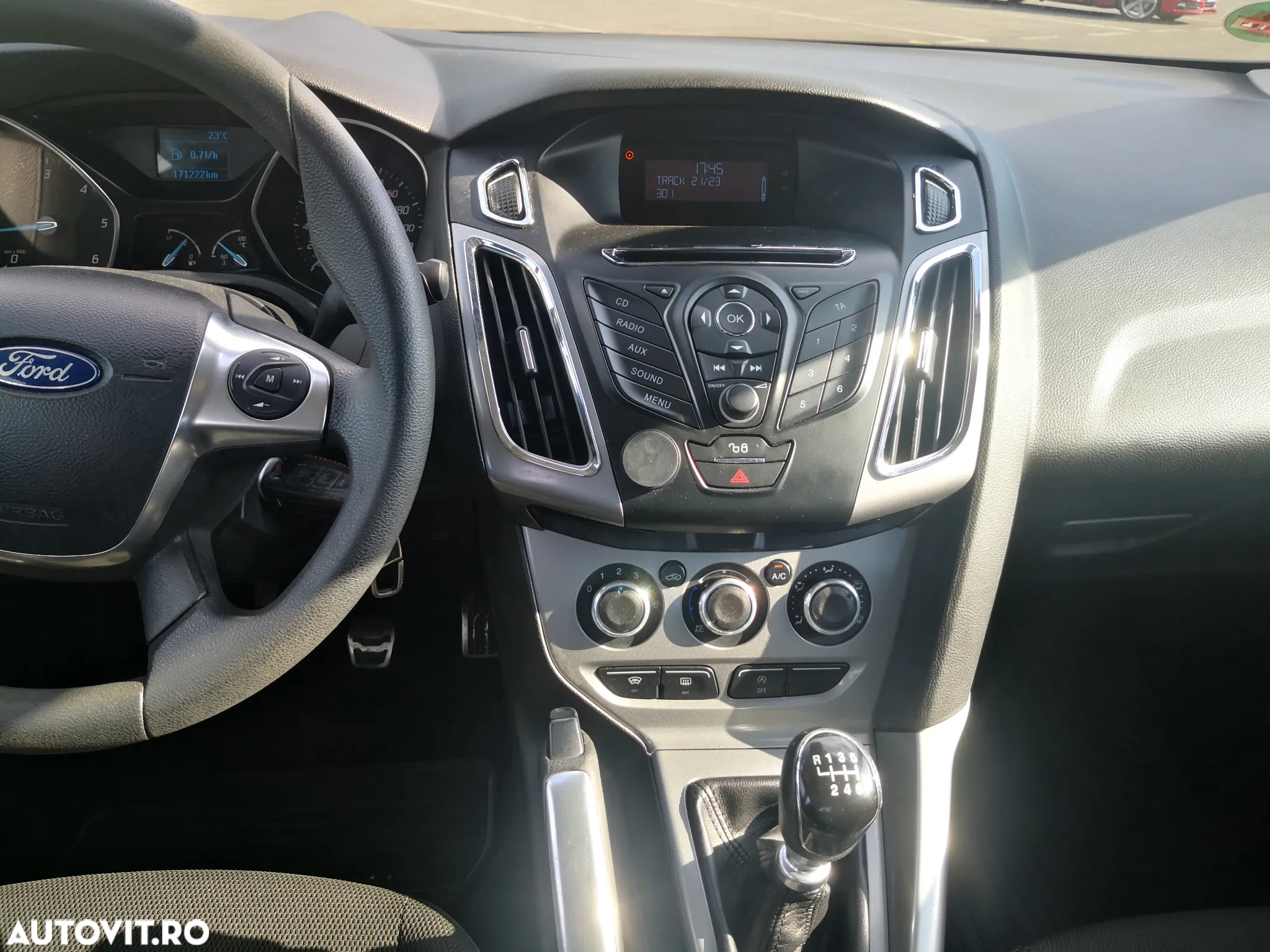 Ford Focus 1.6 TDCi DPF Start-Stopp-System Business - 12