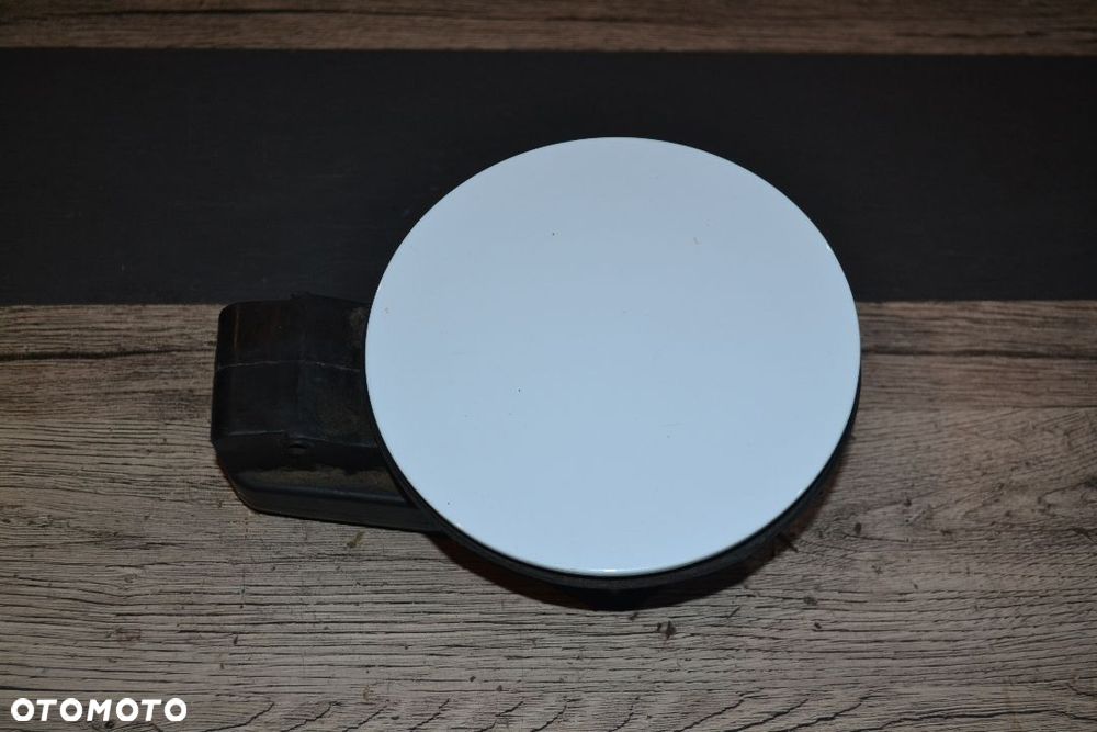 KIA CEED HB KOMBI KLAPKA WLEWU PALIWA KOREK 69513-1H000