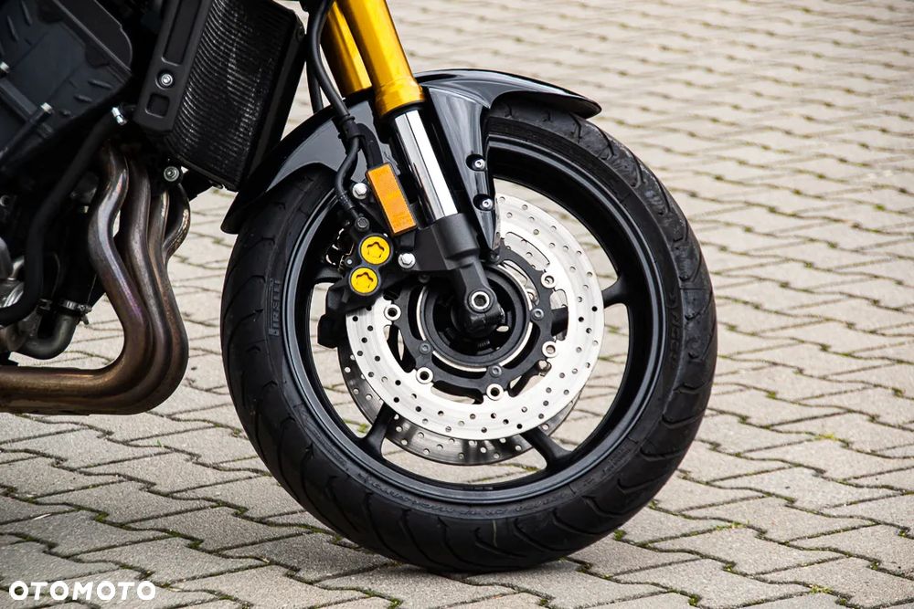 Yamaha FZ8 - 13