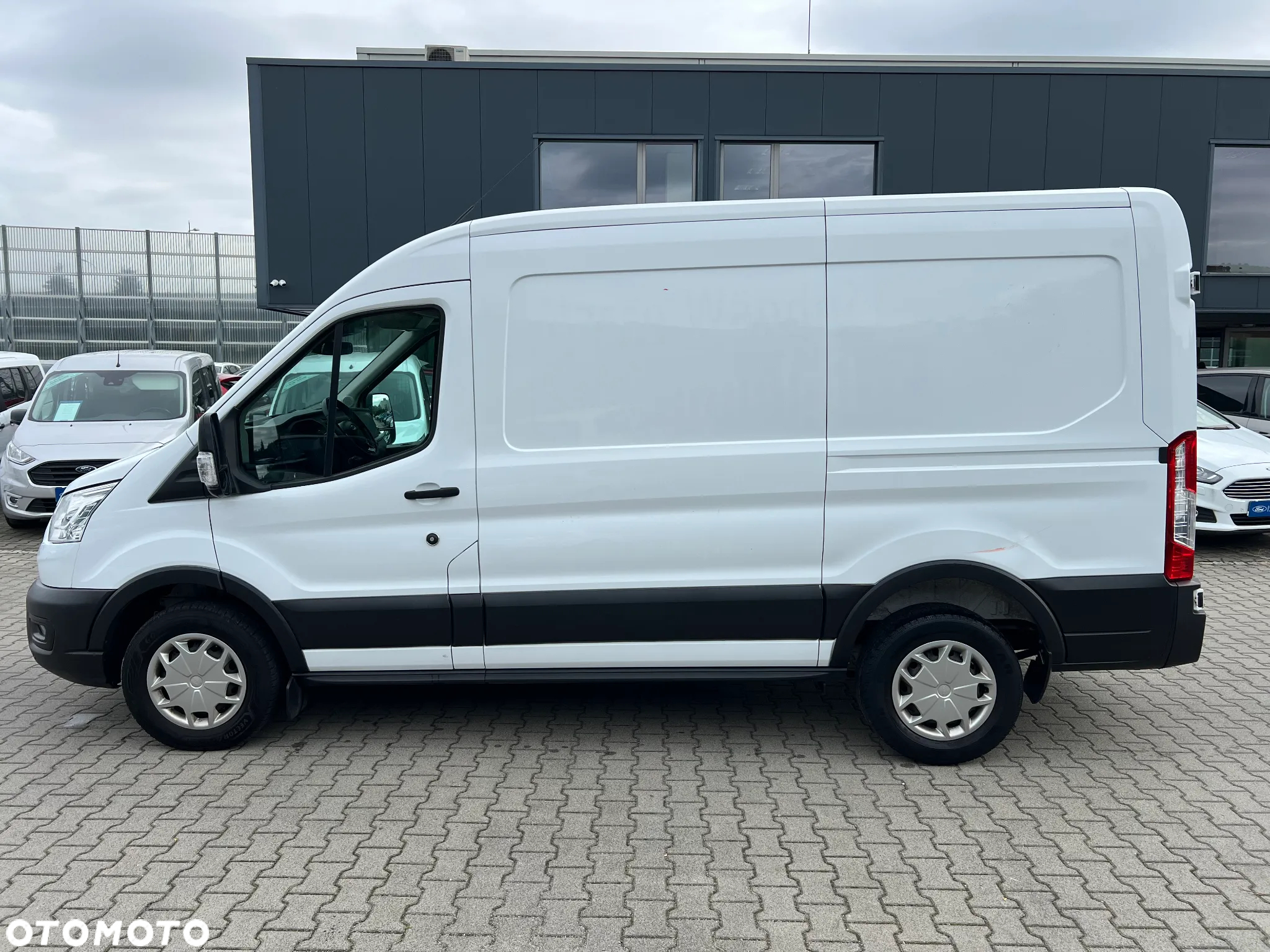 Ford Transit - 10