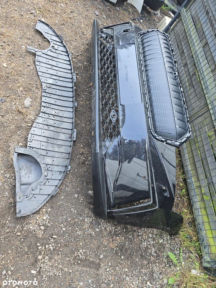 Skoda enyaq zderzak przód ładny oryginał - 2