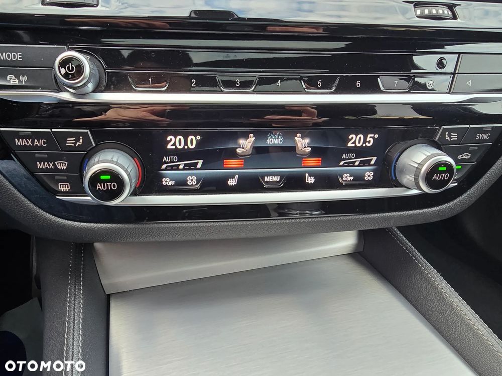 BMW Seria 5 530e M Sport sport - 20