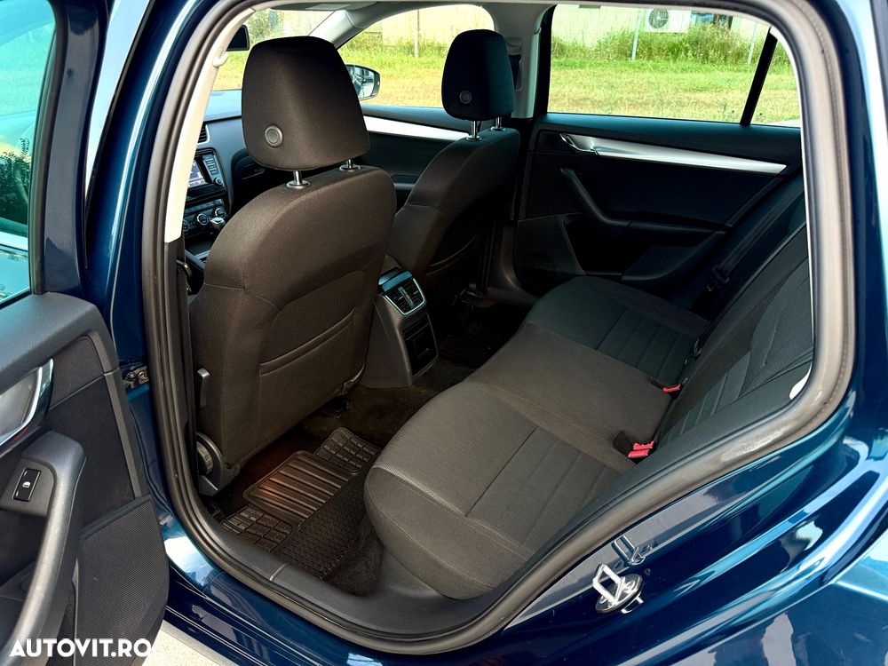 Skoda Octavia 1.6 TDI (Green tec) Style - 6
