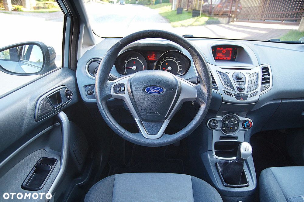 Ford Fiesta 1.25 Ambiente - 12