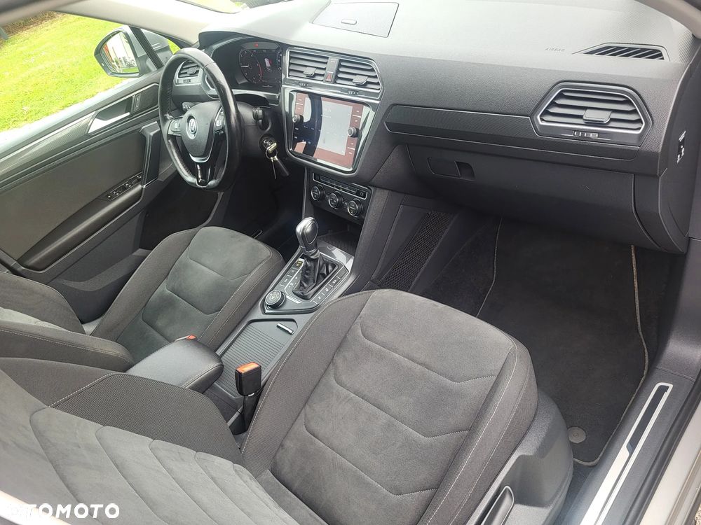 Volkswagen Tiguan - 23