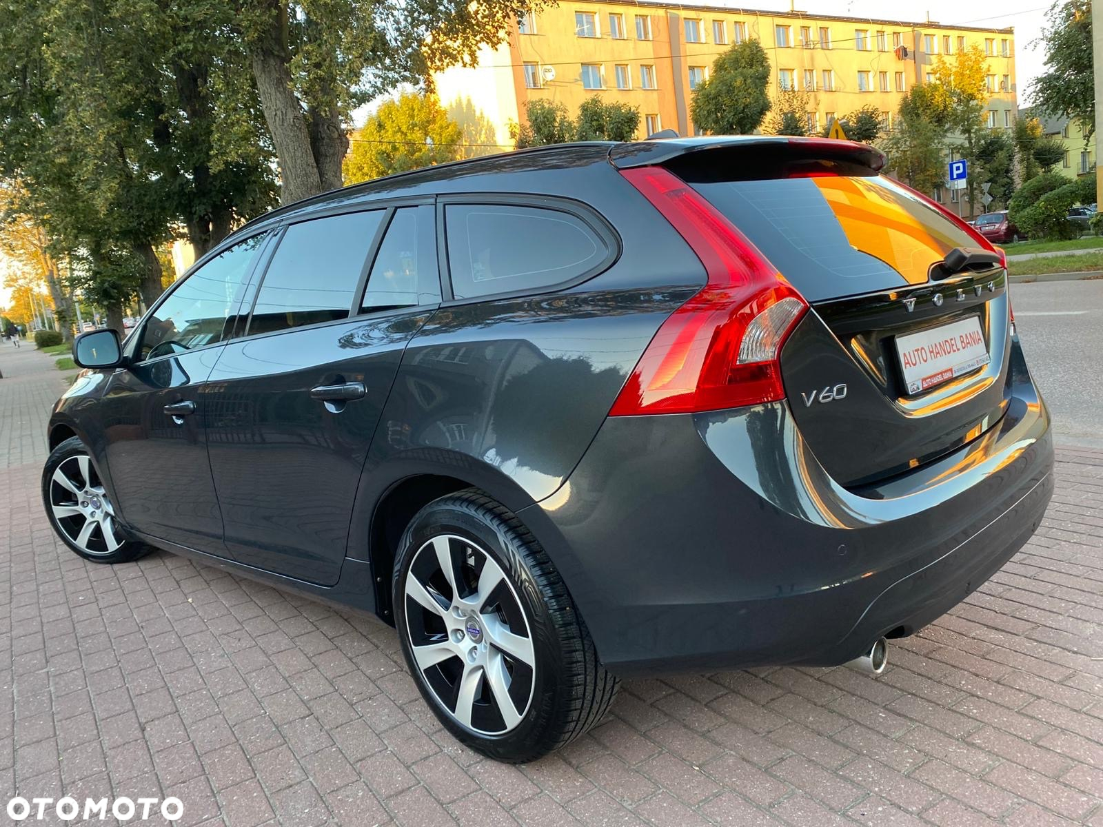 Volvo V60 D3 Edition - 13