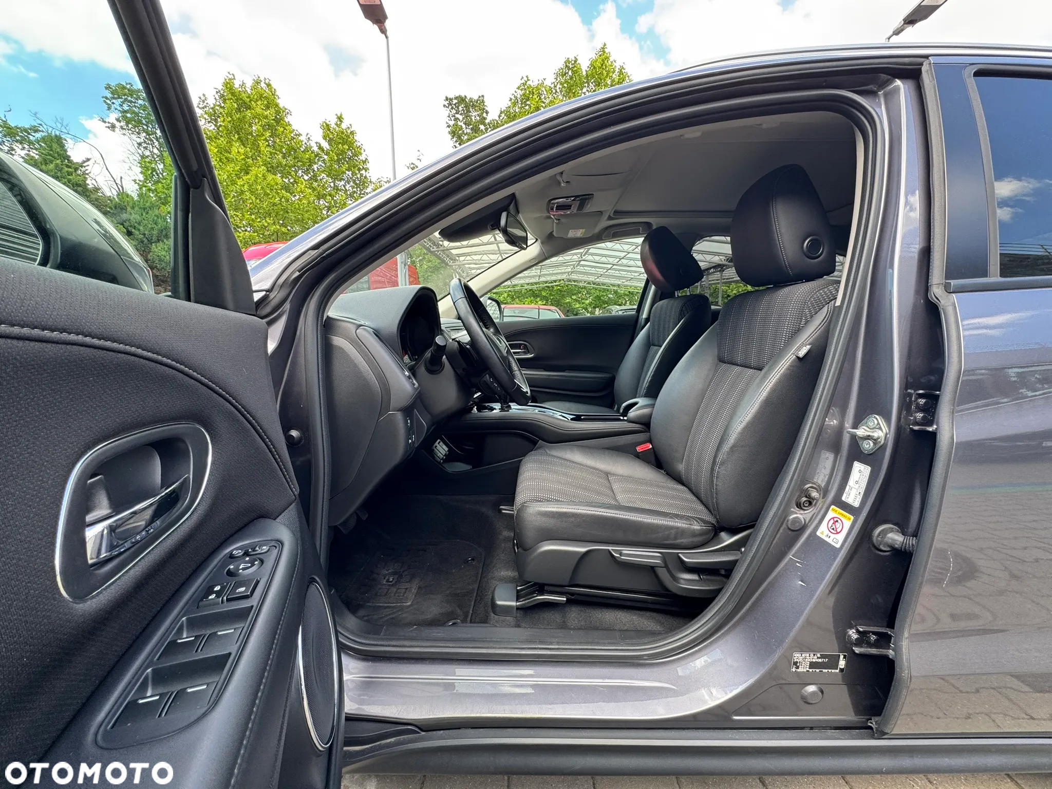 Honda HR-V 1.5 Executive (ADAS) CVT - 13