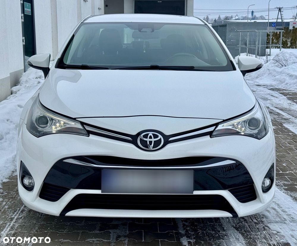 Toyota Avensis 1.6 D-4D Prestige - 17