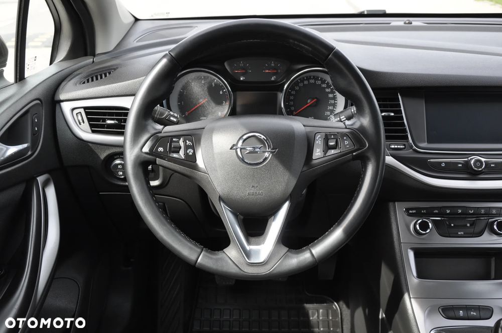 Opel Astra 1.4 T Enjoy - 28