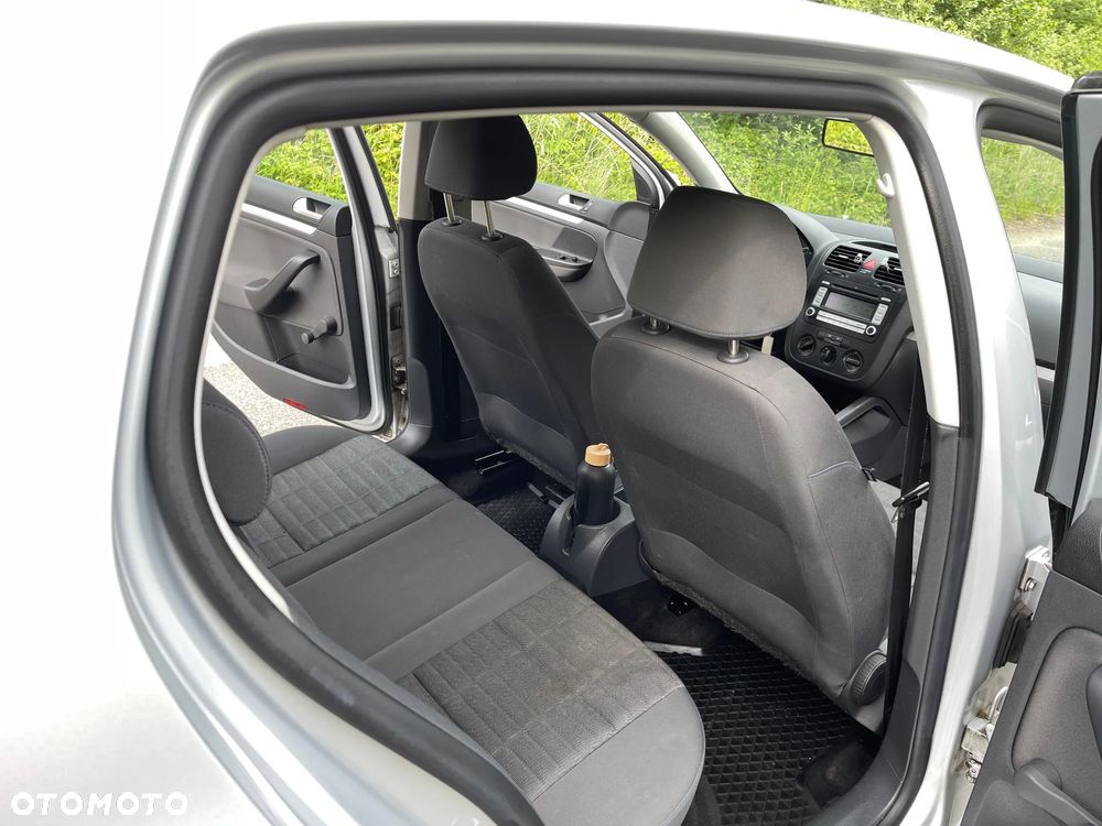Volkswagen Golf 1.6 Q-Line - 9