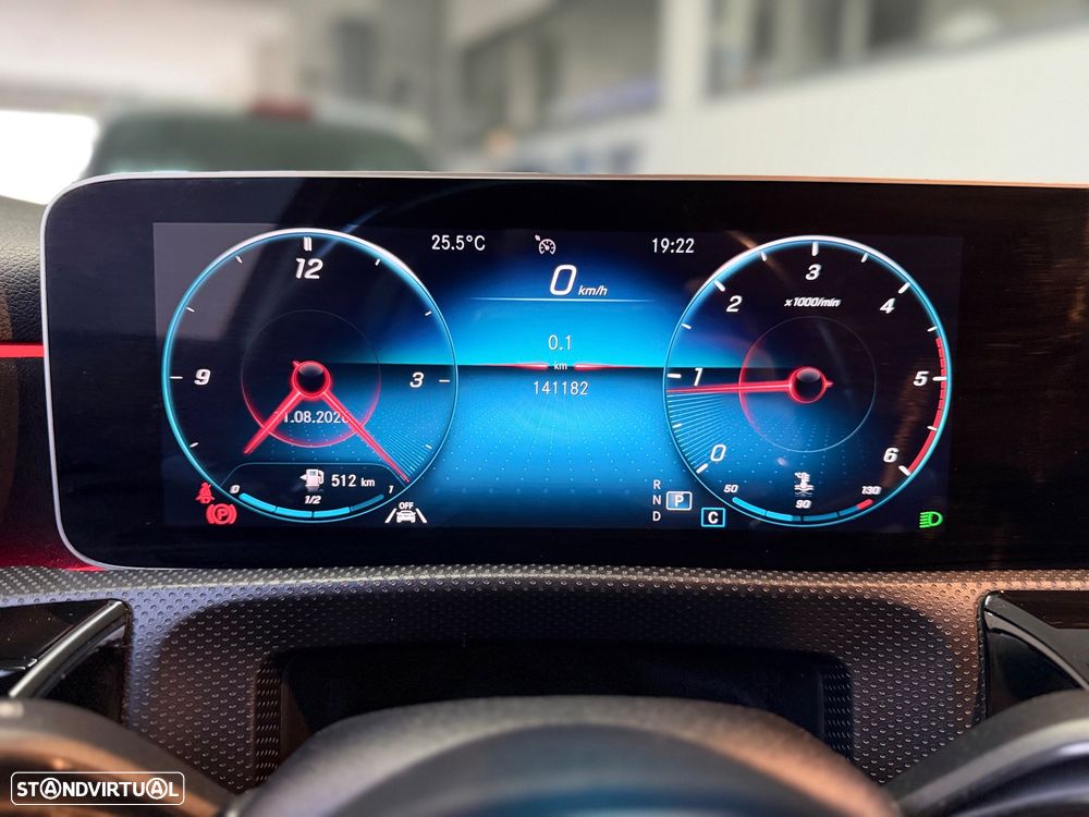 Mercedes-Benz A 180 d 7G-DCT AMG Line - 42