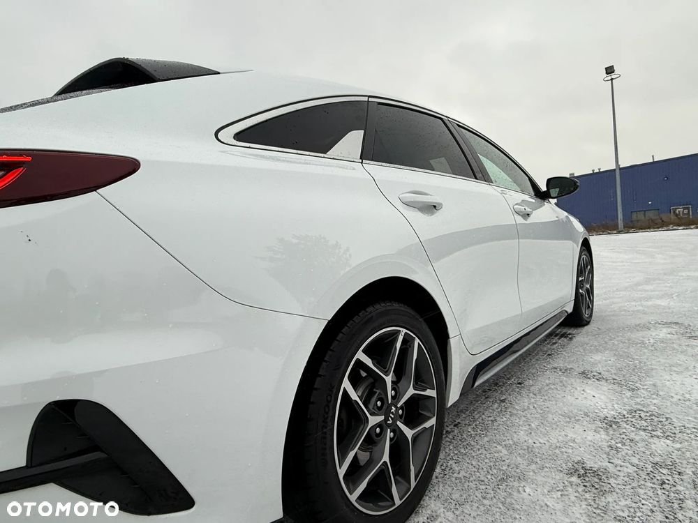 Kia ProCeed 1.6 CRDi GT Line DCT - 11