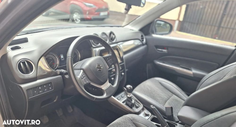 Suzuki Vitara 1.4 Boosterjet AllGrip MHEV Spirit - 7
