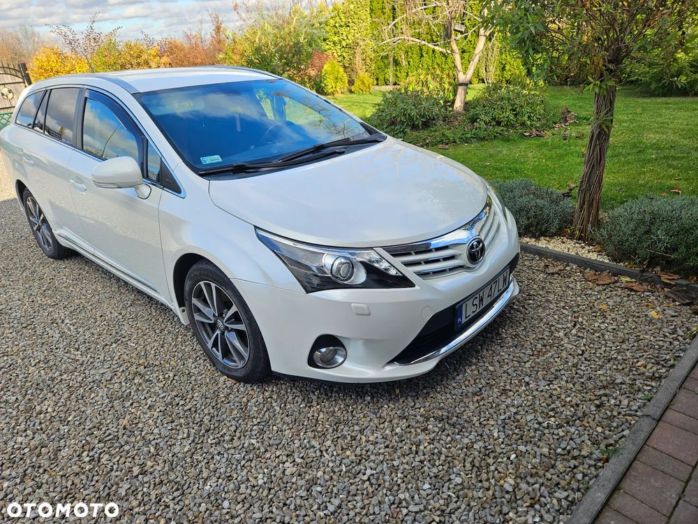 Toyota Avensis - 4