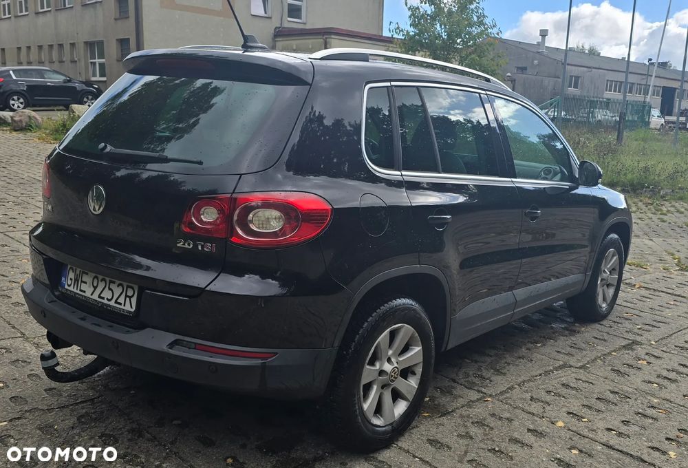 Volkswagen Tiguan 2.0 TSI 4Mot Track DSG - 2
