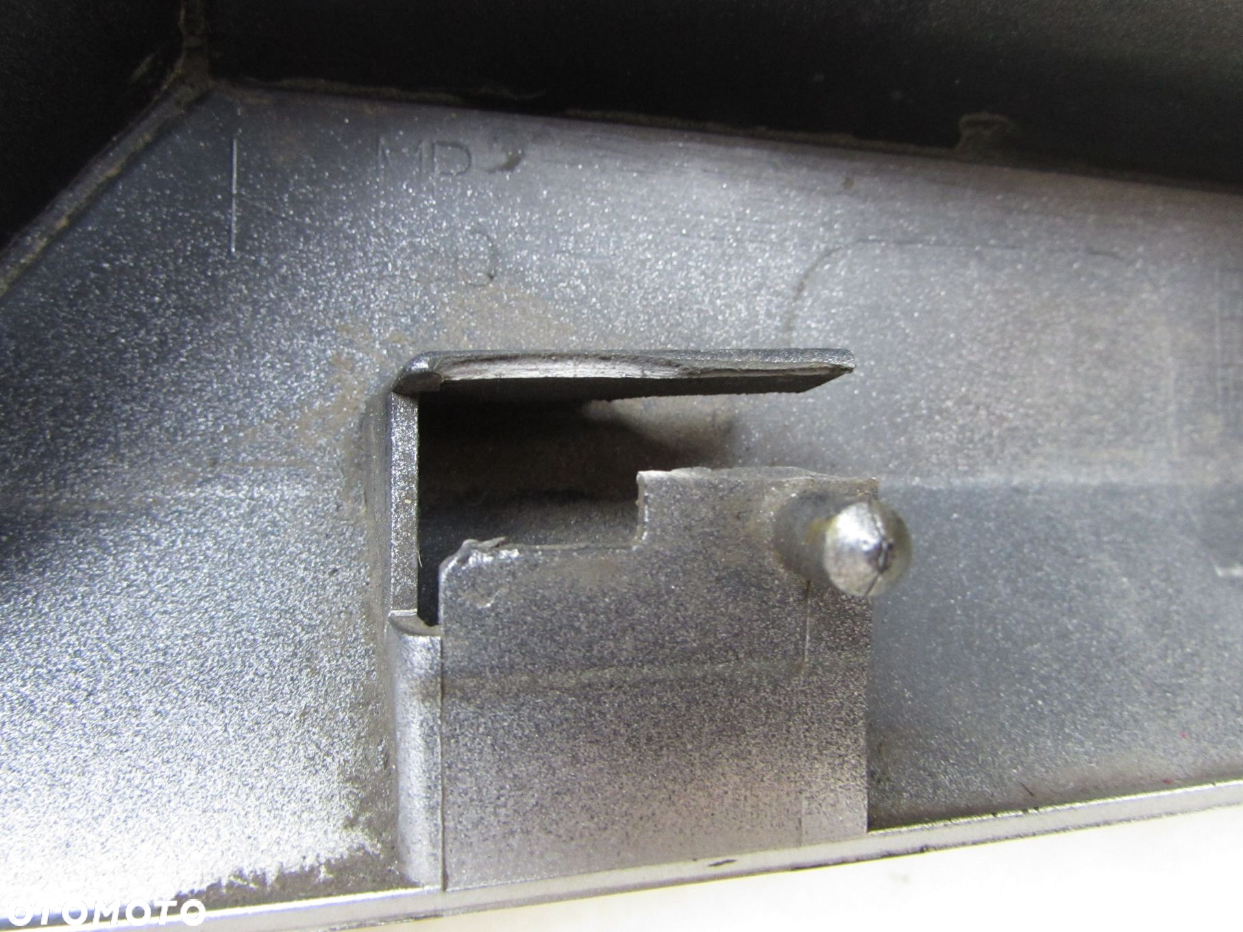 VOLVO S80 II V70 III LISTWA DOLNA DRZWI TYL PRAWA 711 30664188 - 8