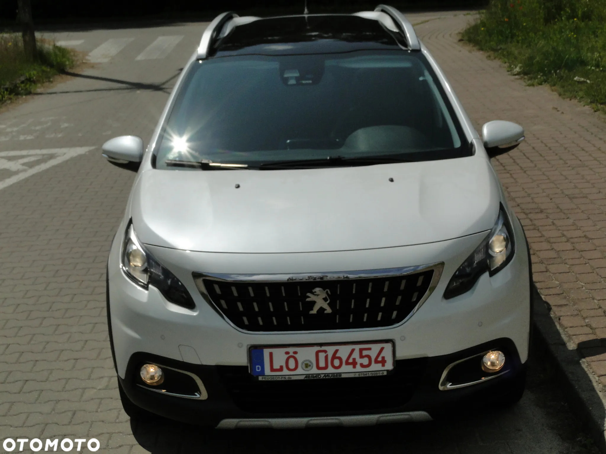 Peugeot 2008 PureTech 110 GPF EAT6 Black Edition - 3