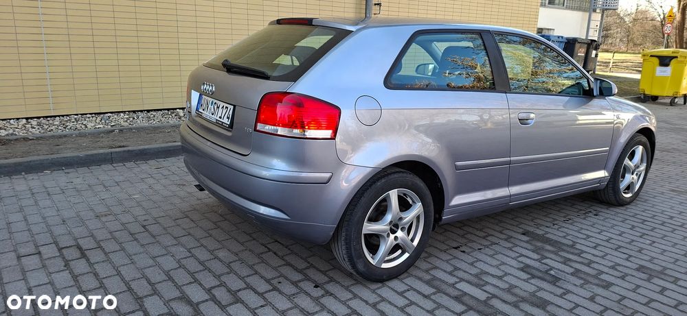 Audi A3 3-drzwiowe 1.6 Ambiente - 6