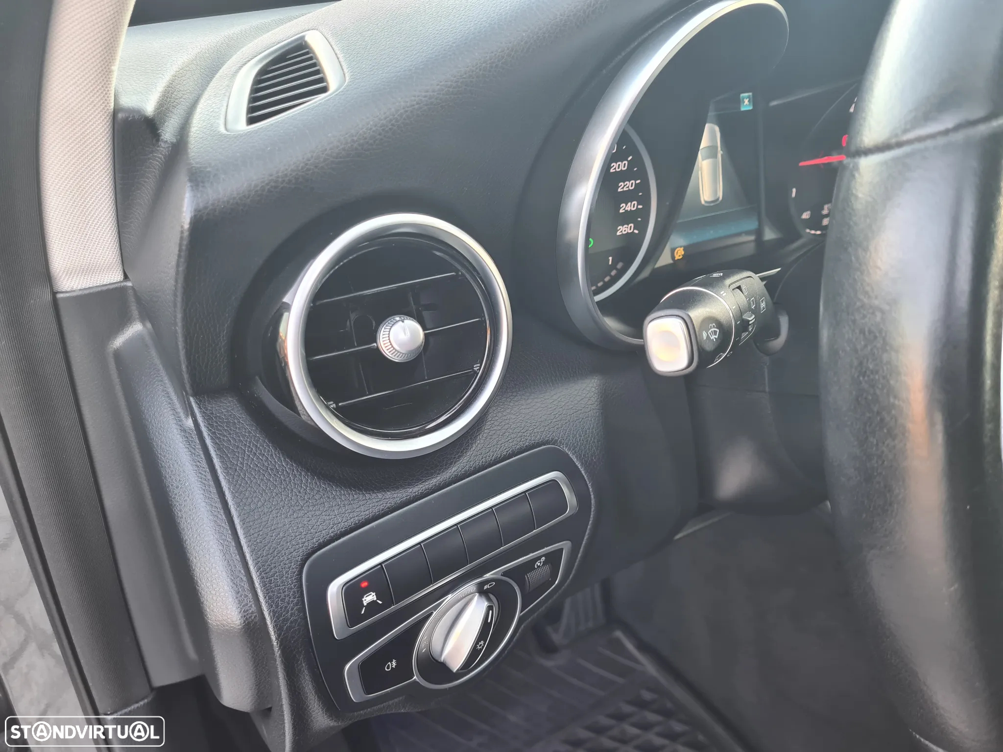 Mercedes-Benz C 220 d Avantgarde - 17